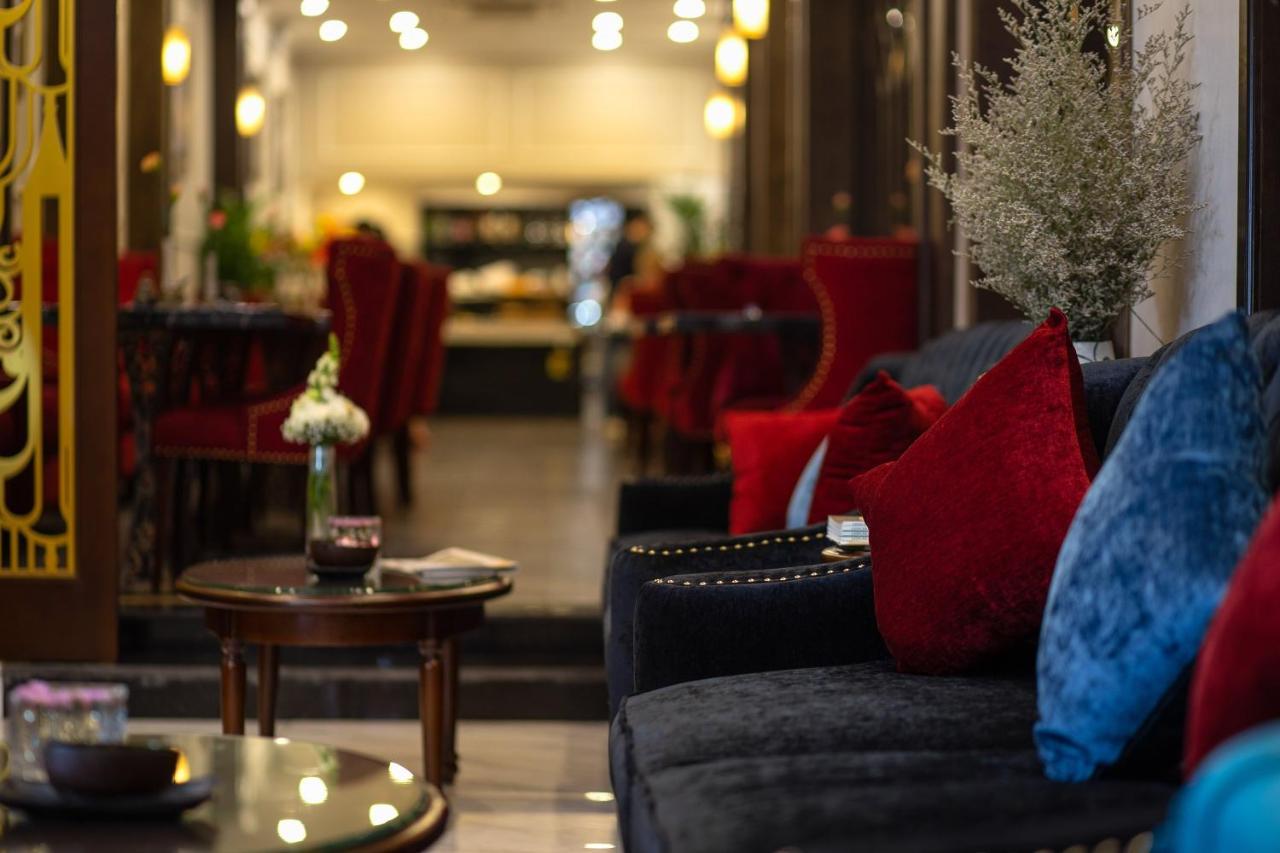 Flora Centre Hotel & Spa Hanoi Bagian luar foto